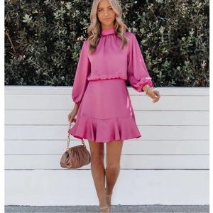 Vici Call Me Angel Pink Textured Satin dress SZ Medium